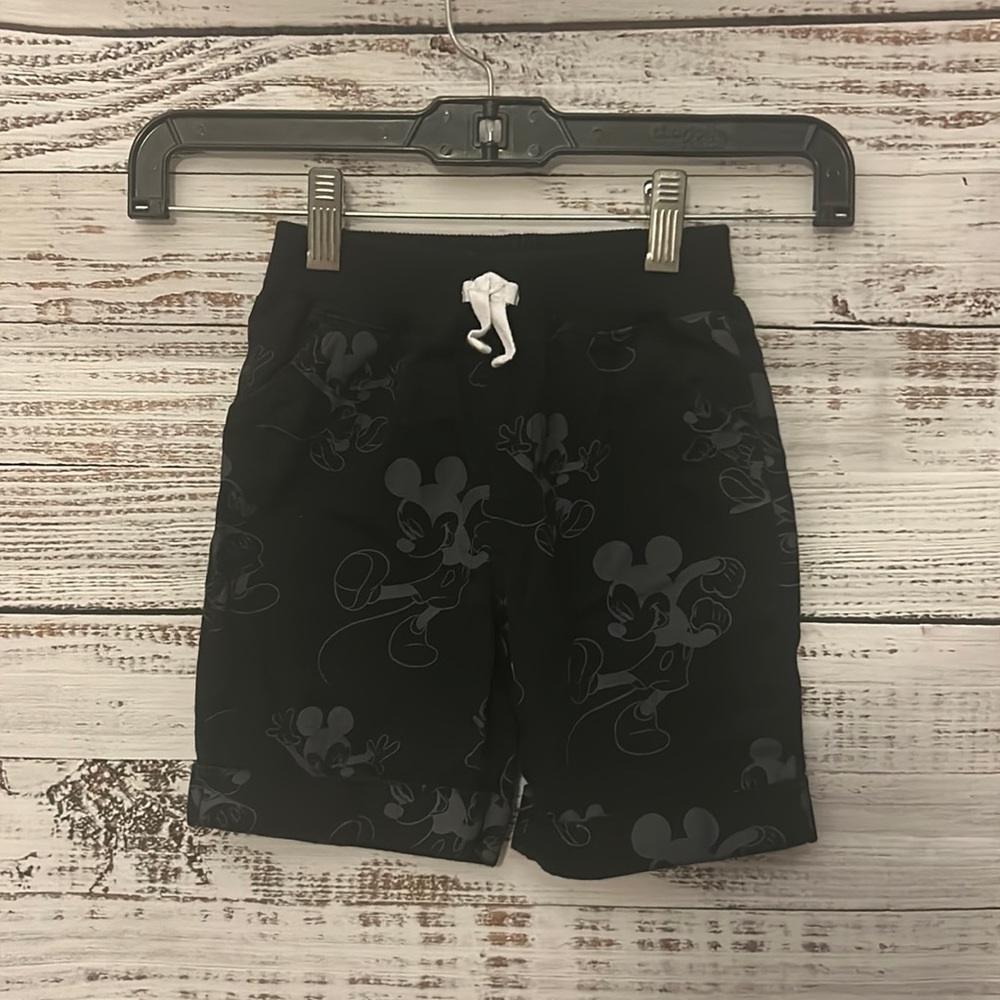 Boys Mickey Mouse black shorts size 2t